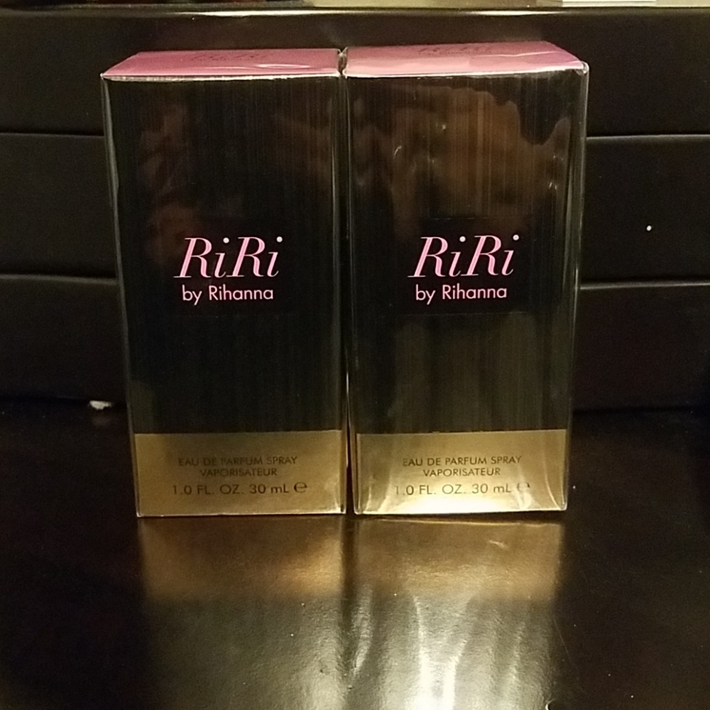 RiRi by Rihanna